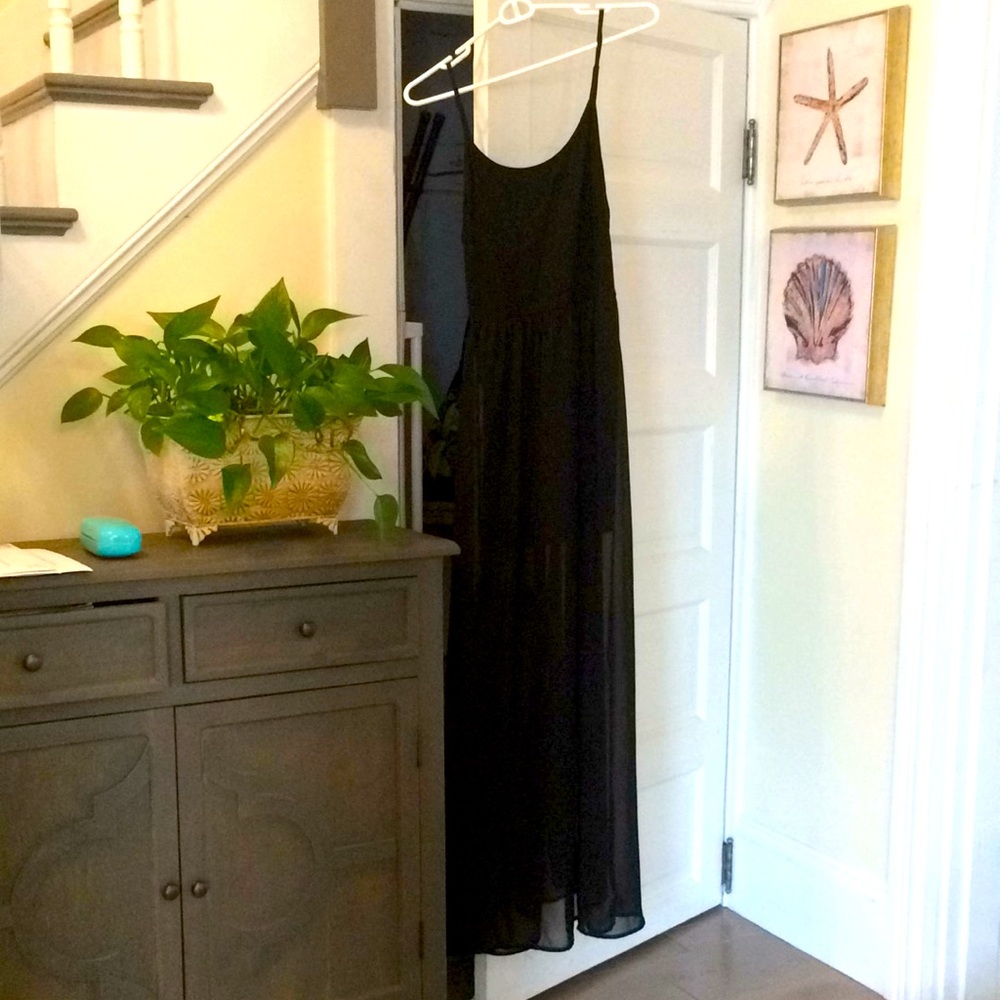 Forever 21 Black maxi dress sheer skirt